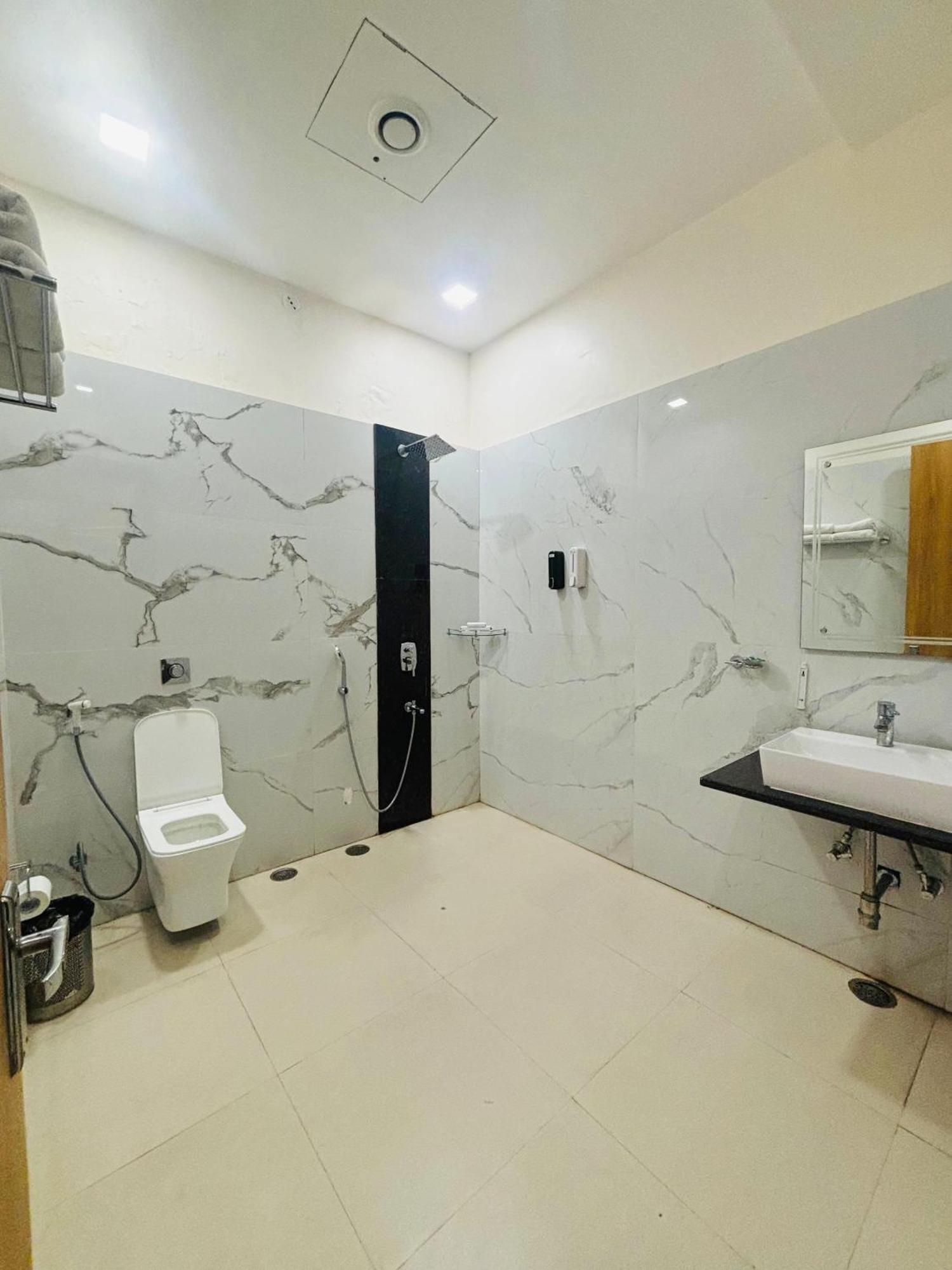 Hotel Amar Vilas & Resort Bharatpur Exterior foto