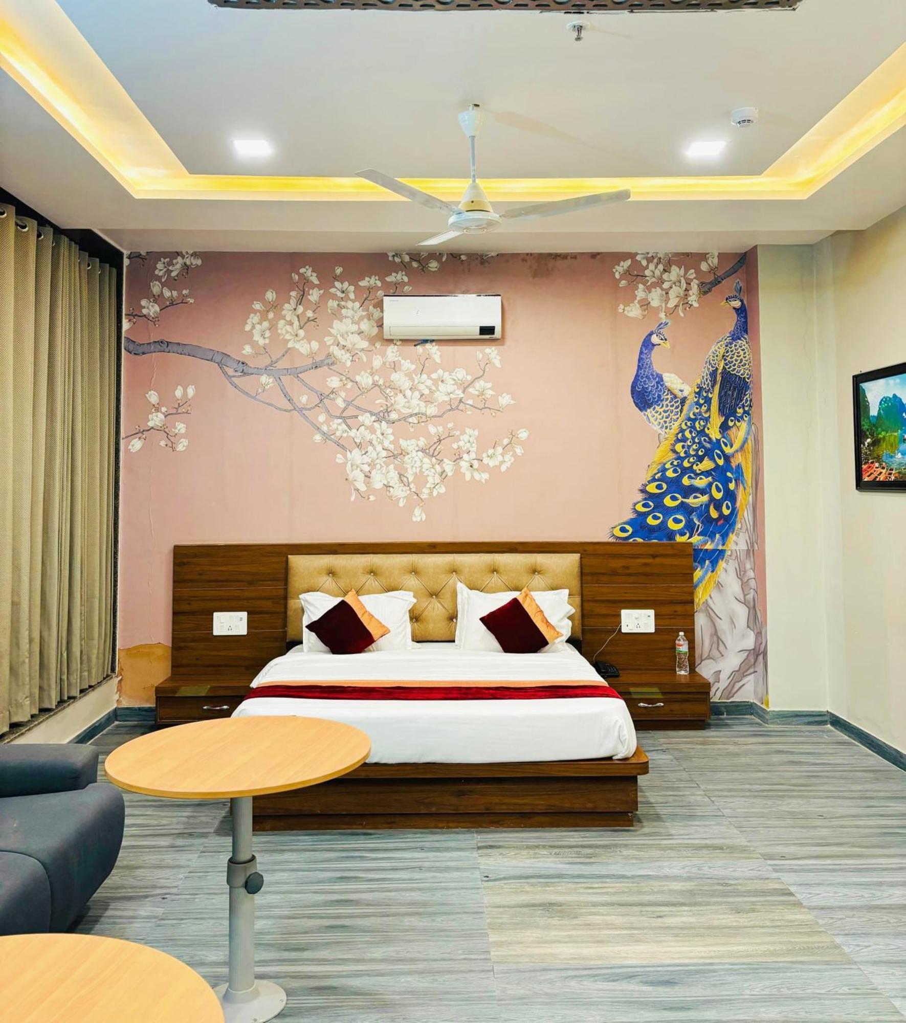 Hotel Amar Vilas & Resort Bharatpur Exterior foto