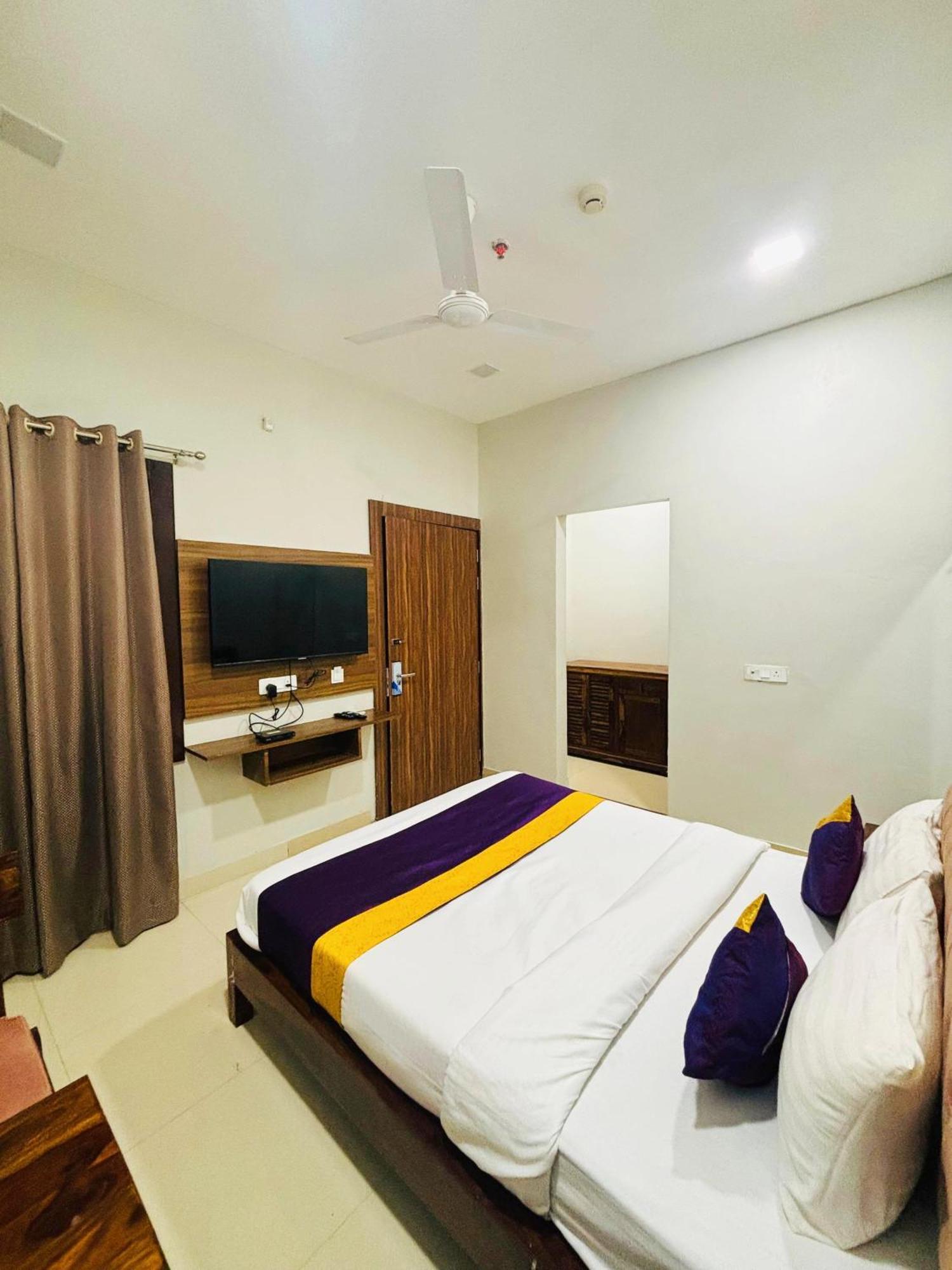 Hotel Amar Vilas & Resort Bharatpur Exterior foto